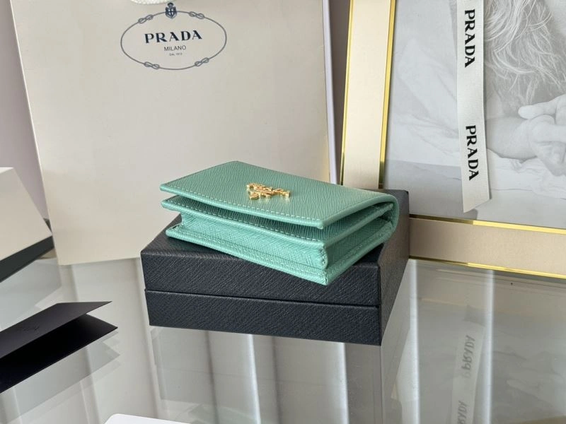 Prada Wallets Purse Bold 57036