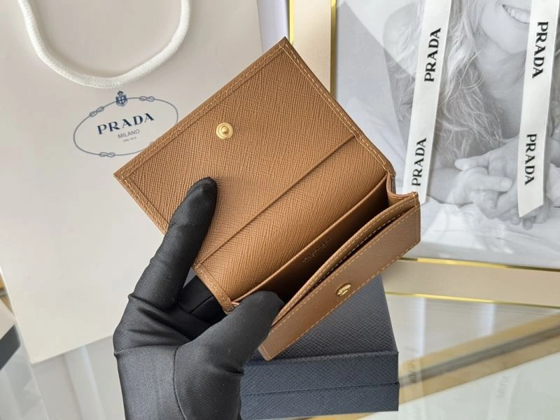 Prada Wallets Purse Stylish 56984