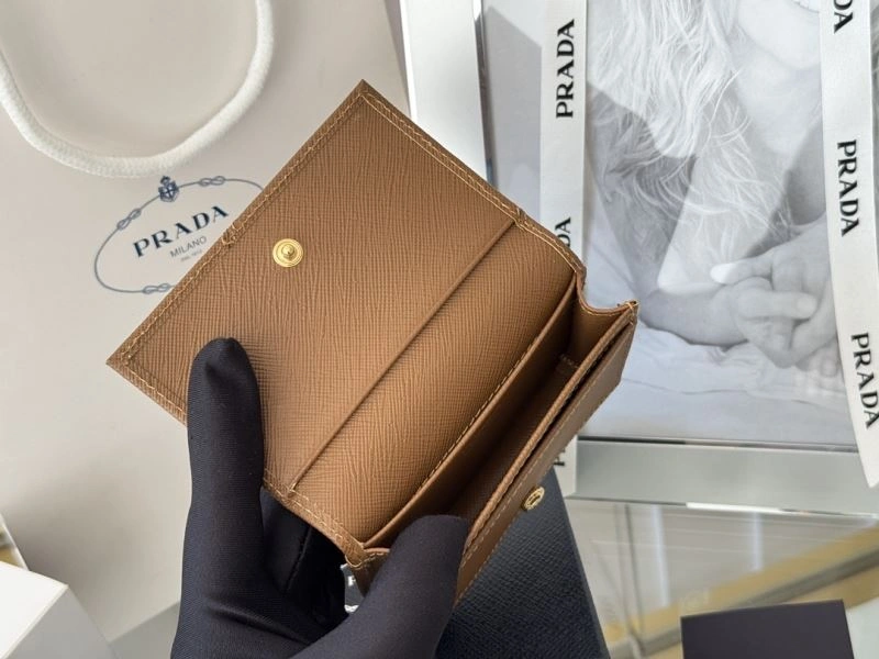 Prada Wallets Purse MoistureWicking 56987