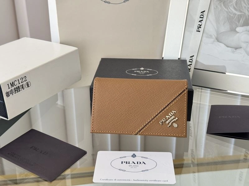Prada Wallets Purse Resilient 56981