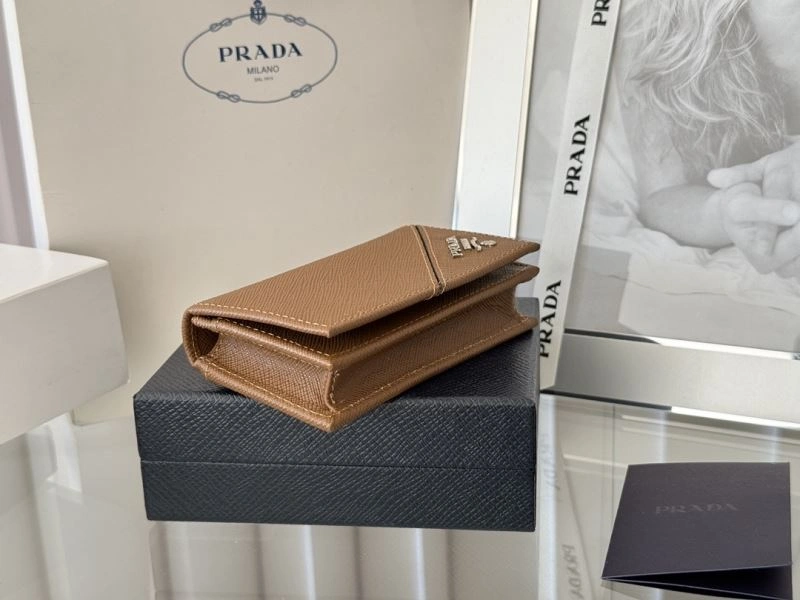Prada Wallets Purse Resilient 56981