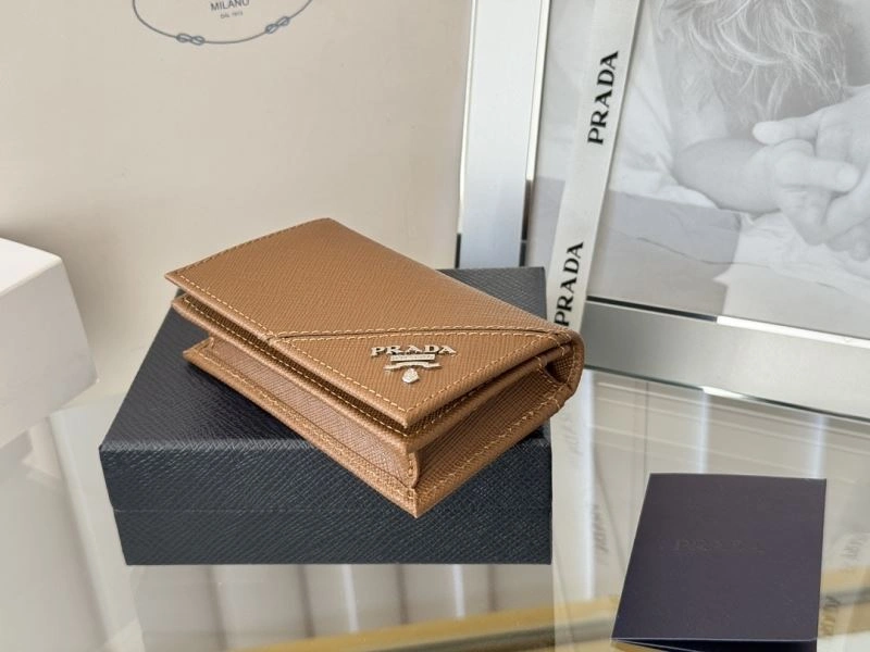 Prada Wallets Purse Resilient 56981