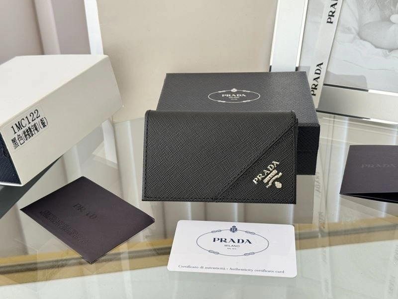 Resilient Prada Wallets Purse 56979