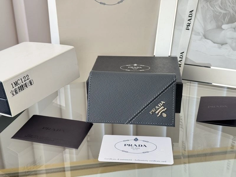 Prada Wallets Purse FashionForward 57002