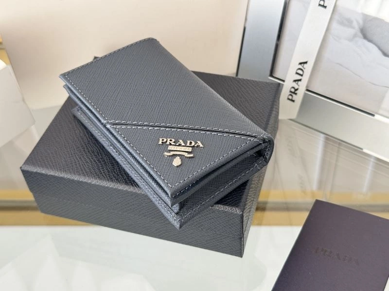 Prada Wallets Purse FashionForward 57002