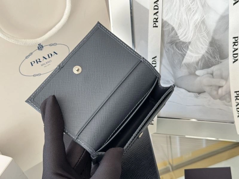 Prada Wallets Purse FashionForward 57002