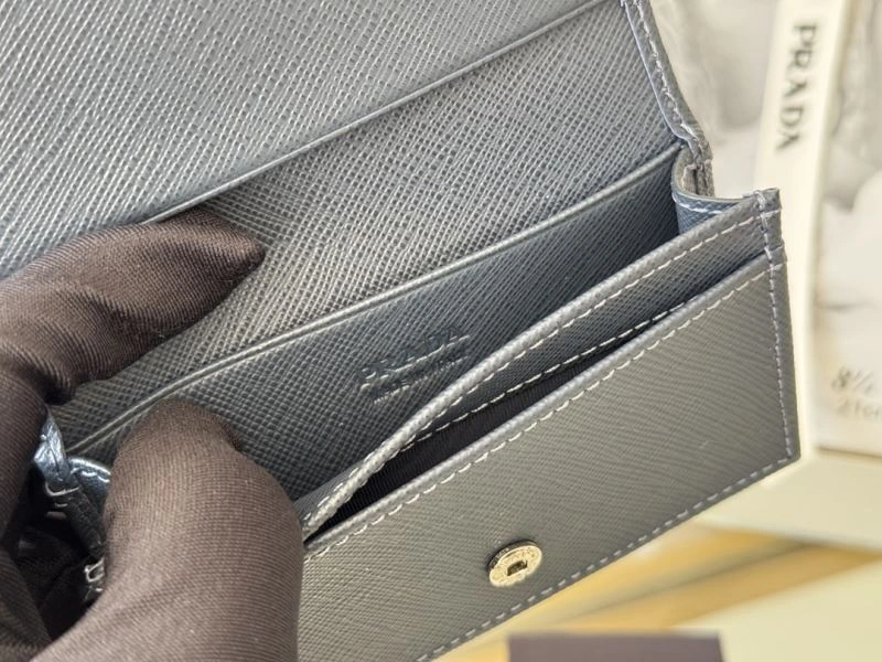 Prada Wallets Purse FashionForward 57002