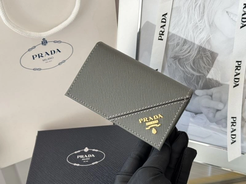 Prada Wallets Purse Contemporary 56986