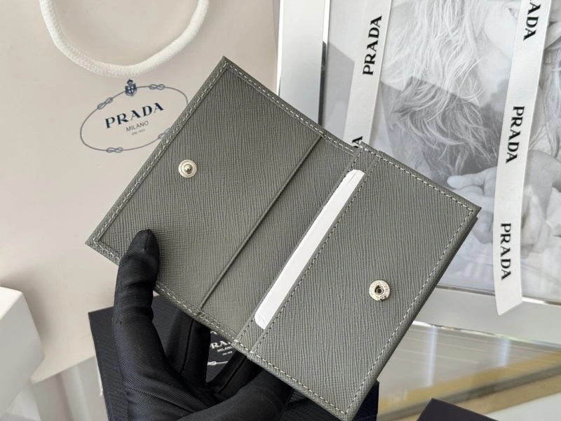 Prada Wallets Purse Sustainable 57021