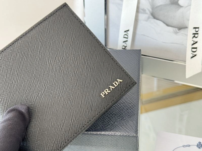 Prada Wallets Purse Durable 56968