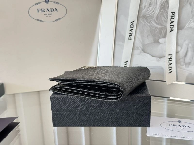 Prada Wallets Purse Unisex 56967