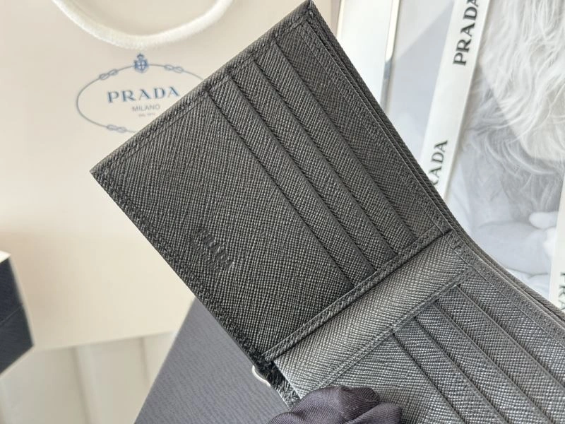 Prada Wallets Purse Comfortable 56965