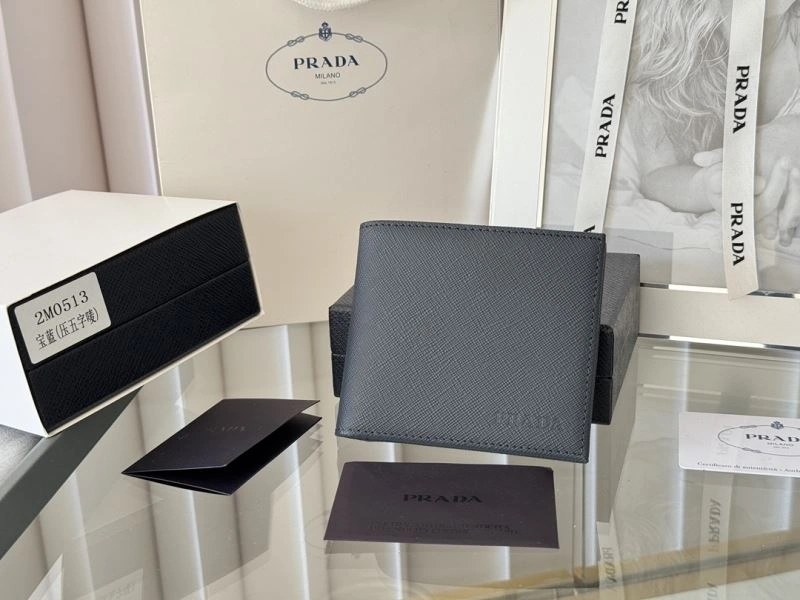 Sleek Prada Wallets Purse 56951