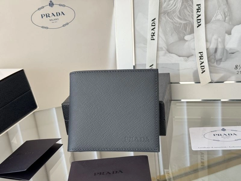 Sleek Prada Wallets Purse 56951