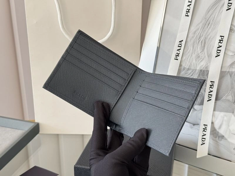Sleek Prada Wallets Purse 56951