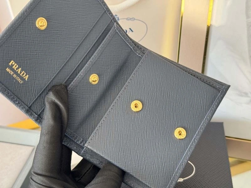 Fashionable Prada Wallets Purse 56952
