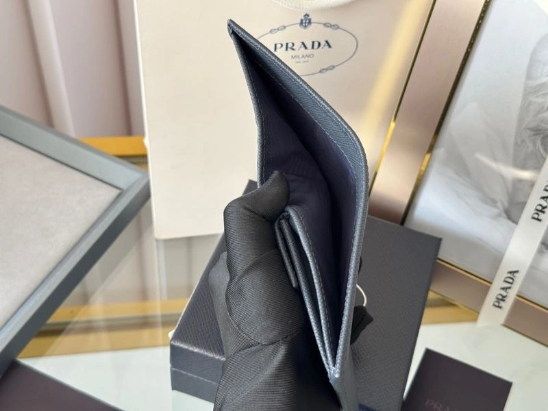 Fashionable Prada Wallets Purse 56952