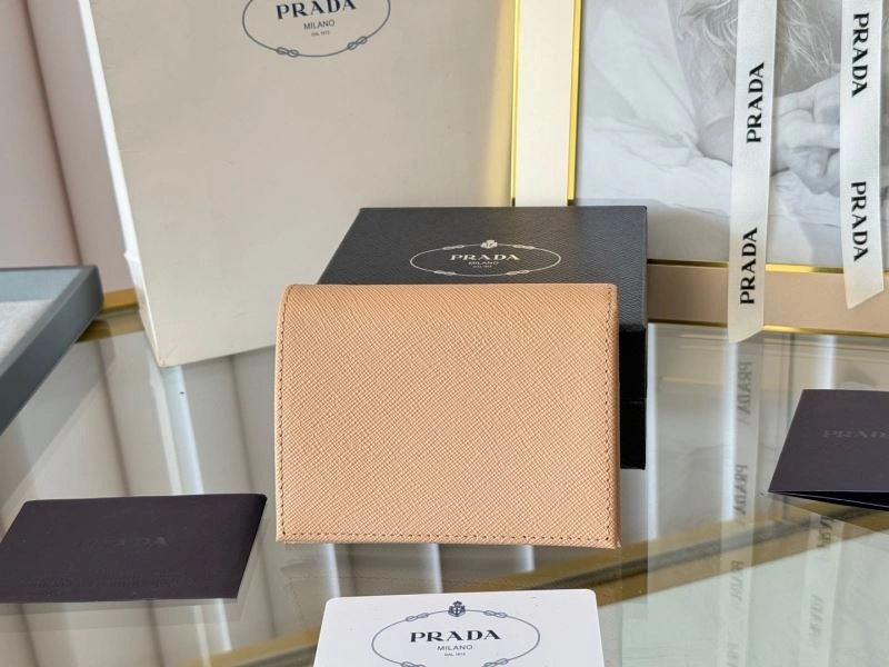 Refined Prada Wallets Purse 56947