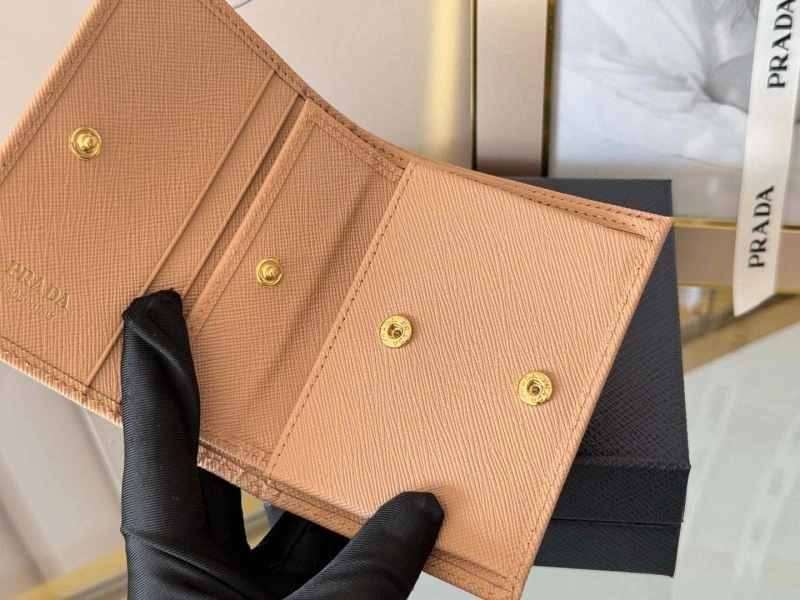 Refined Prada Wallets Purse 56947