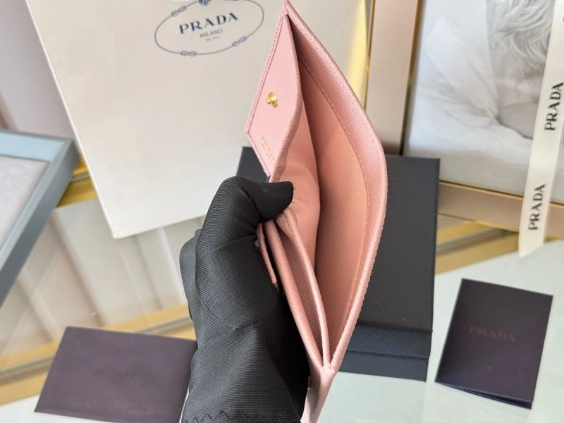 Prada Wallets Purse FreshLook 56939