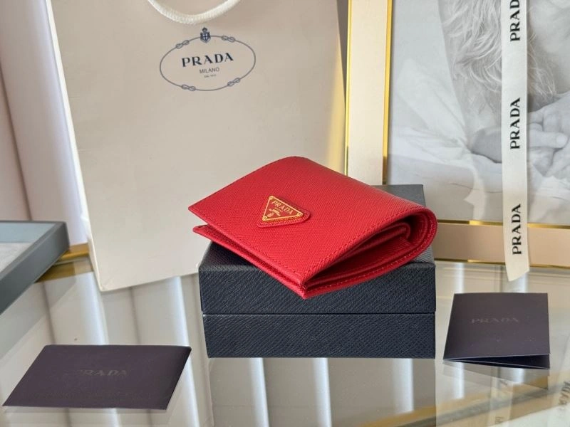 Bold Prada Wallets Purse 56938