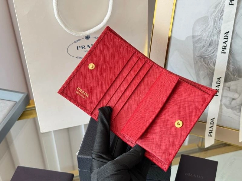 Bold Prada Wallets Purse 56938