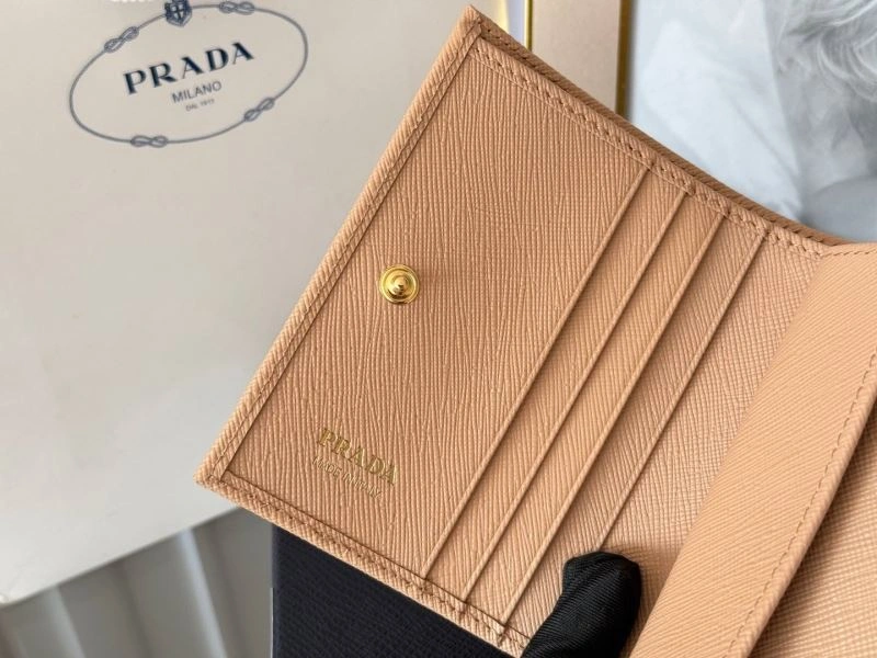 Bold Prada Wallets Purse 56921