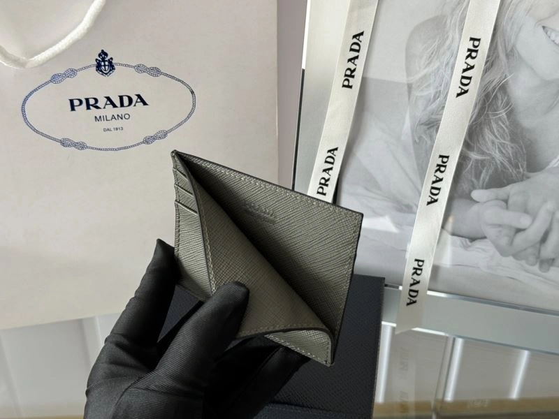 Chic Prada Wallets Purse 68525
