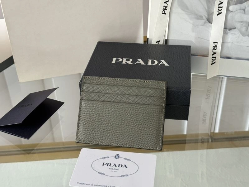 Prada Wallets Purse Durable 68510