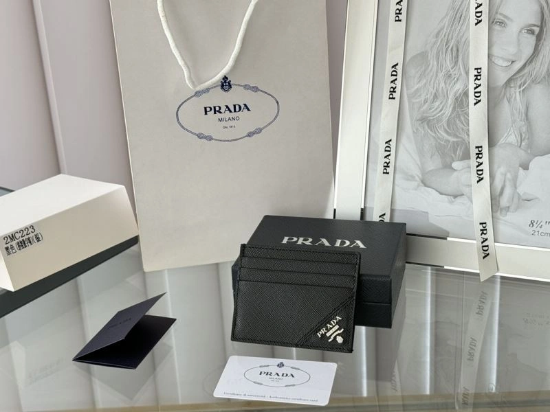 Prada Wallets Purse FreshLook 68514