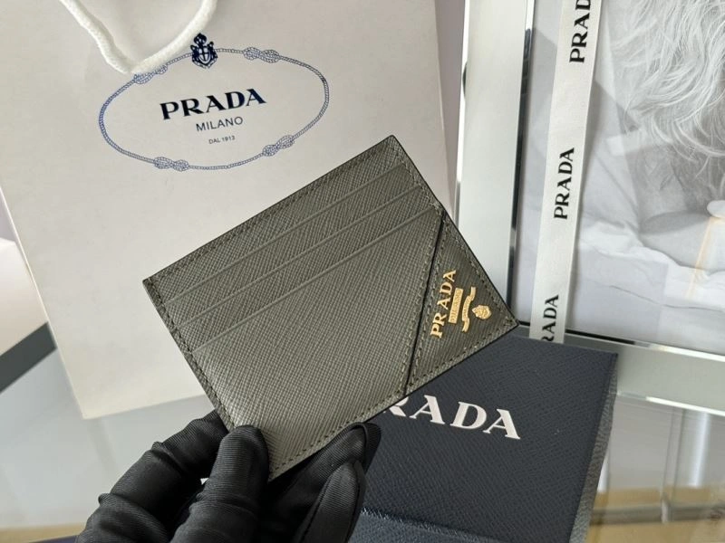 Prada Wallets Purse ZipUp 68509