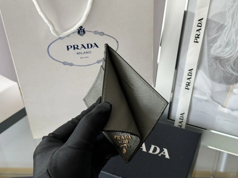 Prada Wallets Purse ZipUp 68509