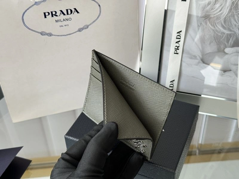Prada Wallets Purse WaterResistant 68500