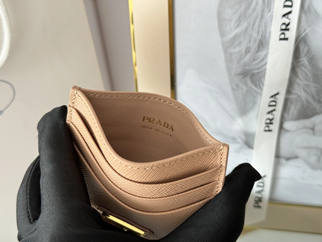 Prada Wallets Purse Lightweight 56798