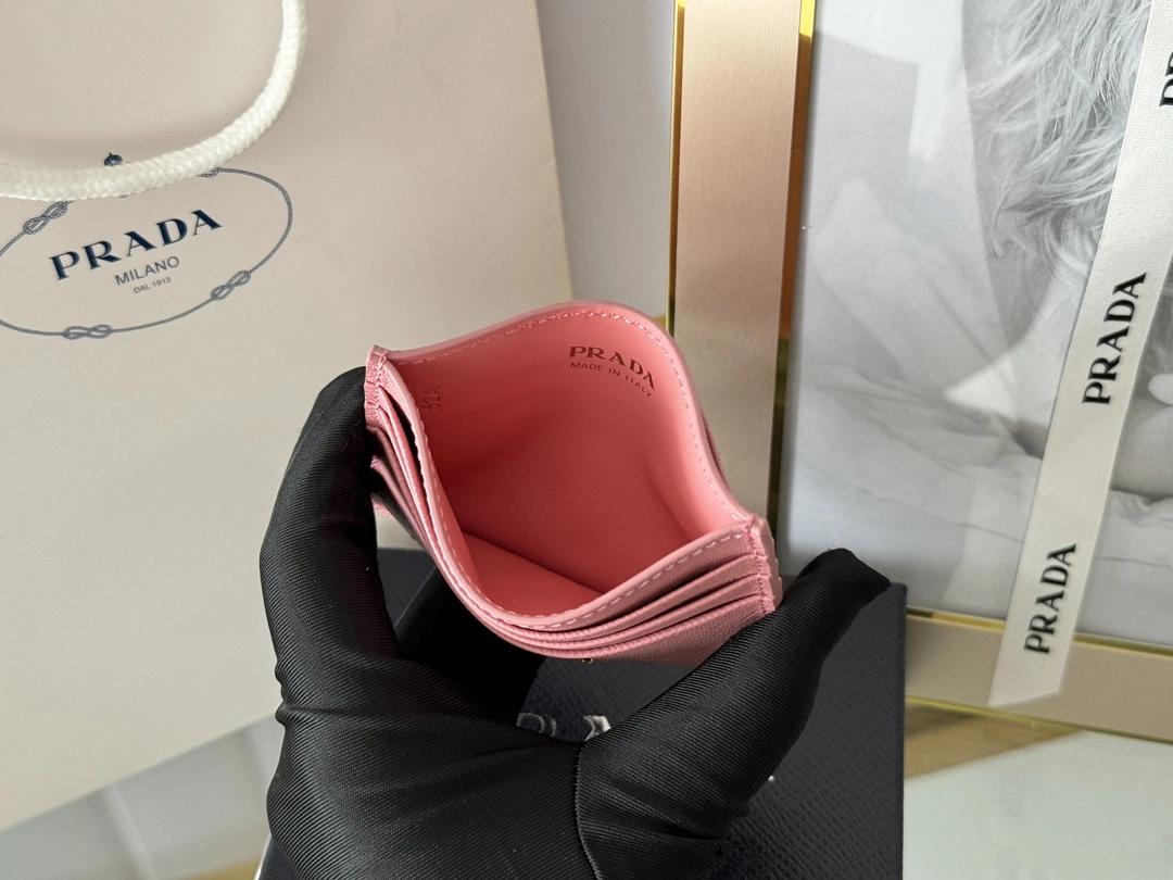 Prada Wallets Purse Casual 56786