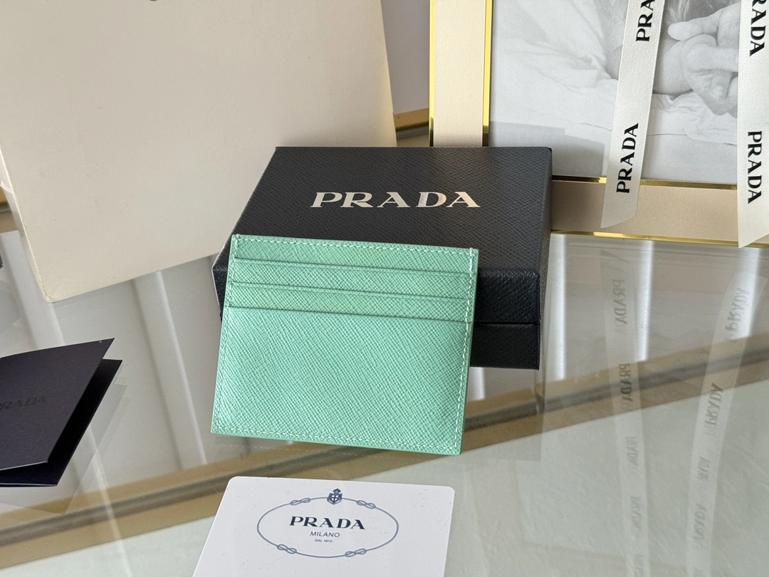 Comfortable Prada Wallets Purse 56790