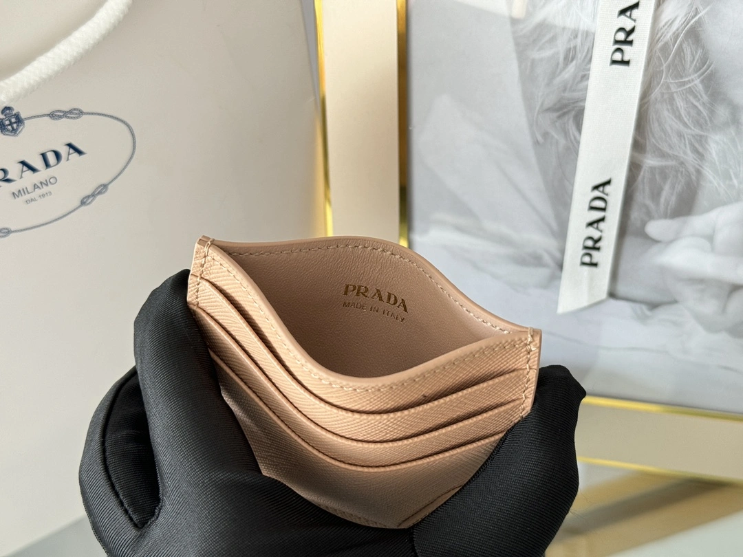 Prada Wallets Purse SunProtective 56784
