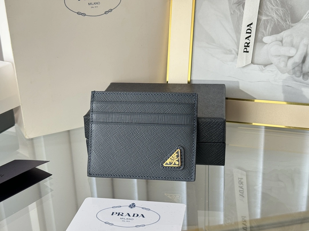 Lightweight Prada Wallets Purse 56817