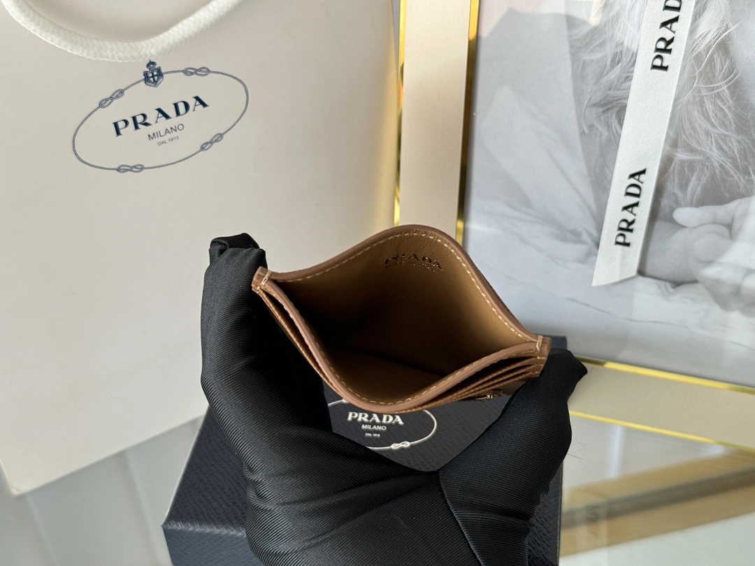 Prada Wallets Purse WeatherProof 56792