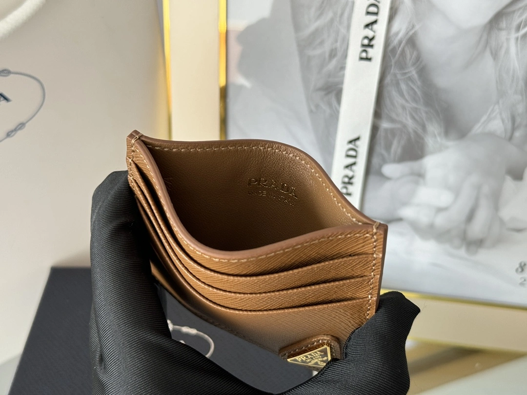 Prada Wallets Purse WeatherProof 56792