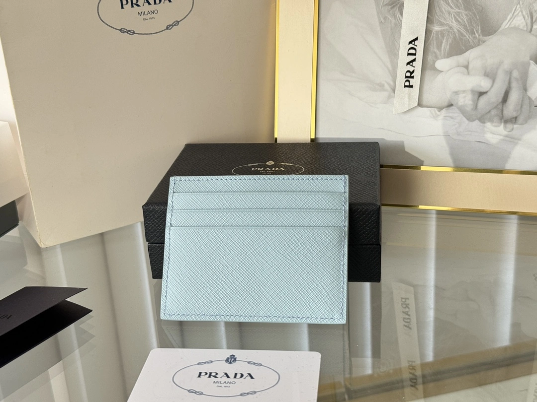 Prada Wallets Purse Chic 56789