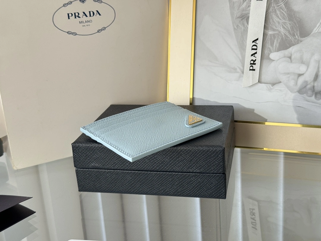 Prada Wallets Purse Chic 56789