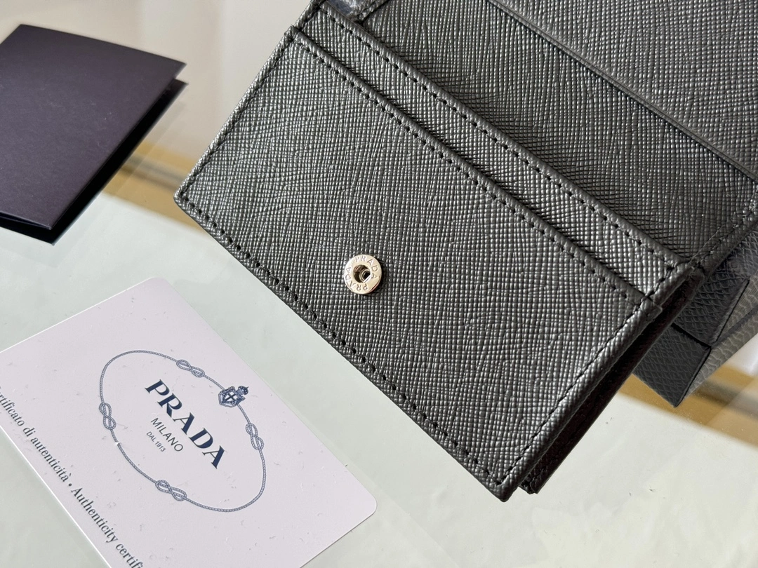 Prada Wallets Purse Popular 56788