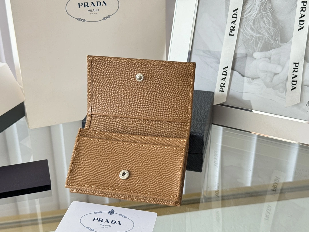 Youthful Prada Wallets Purse 56783