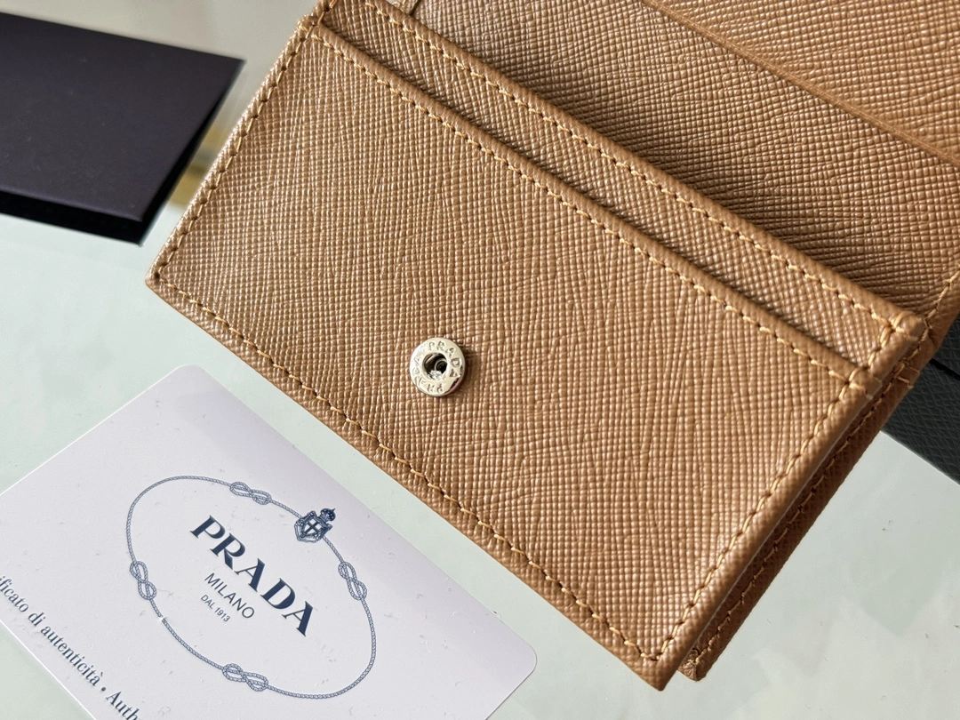 Youthful Prada Wallets Purse 56783