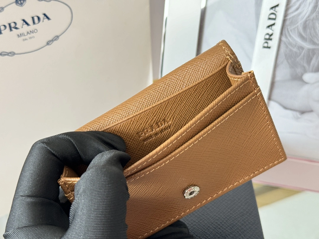 Youthful Prada Wallets Purse 56783