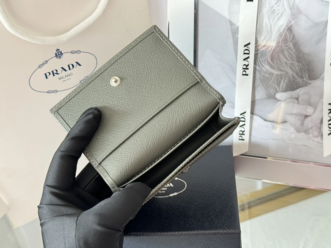 Prada Wallets Purse WeatherProof 56852