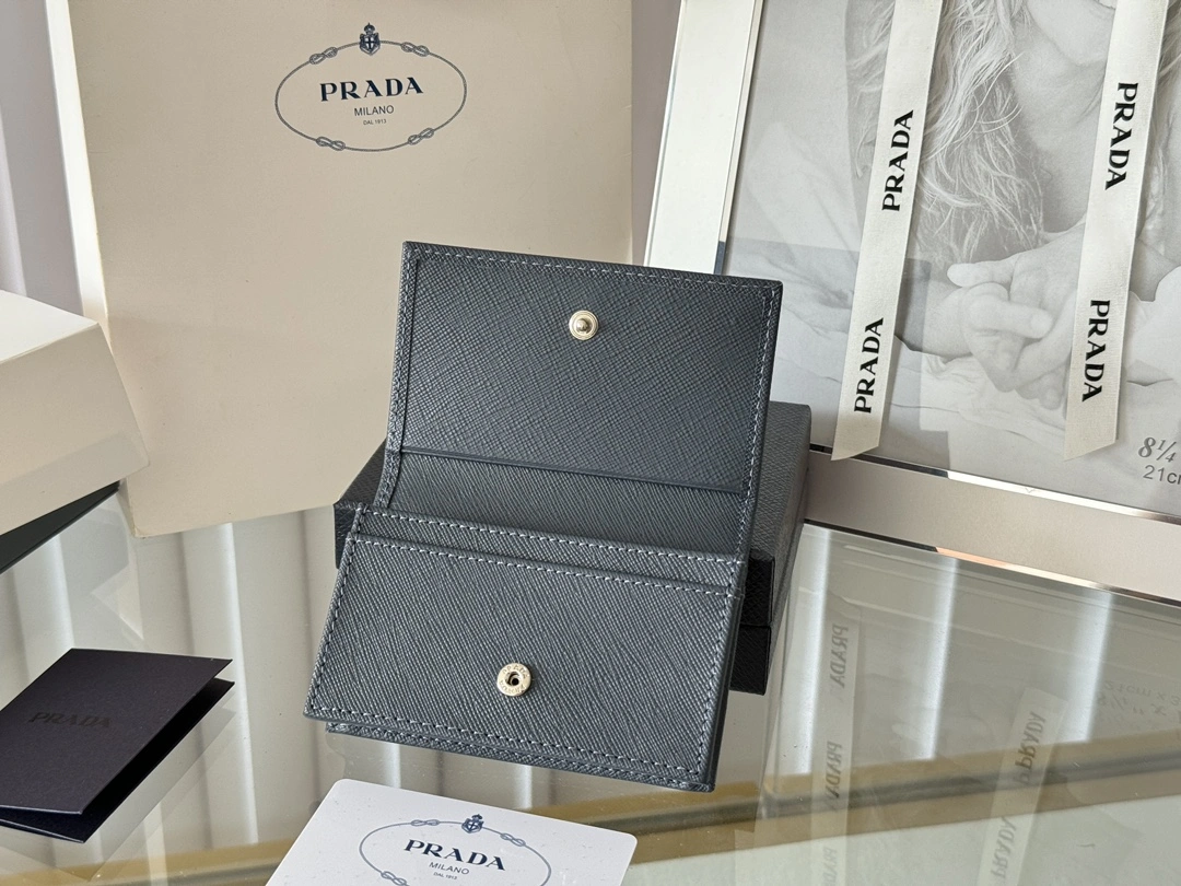 Prada Wallets Purse WrinkleFree 56793