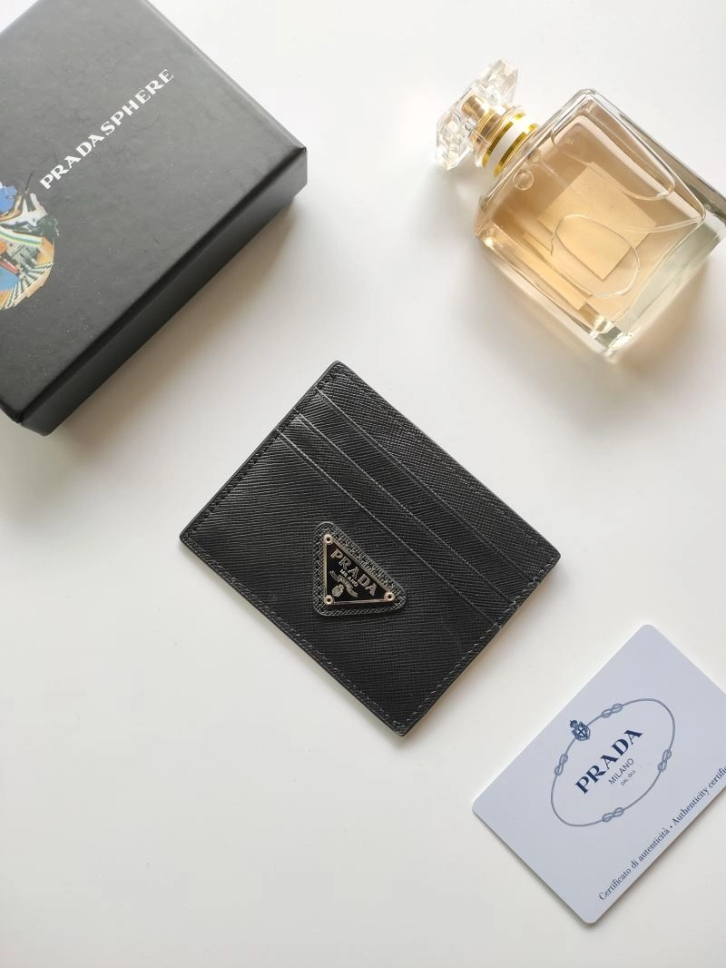 Trendsetting Prada Wallets Purse 85846