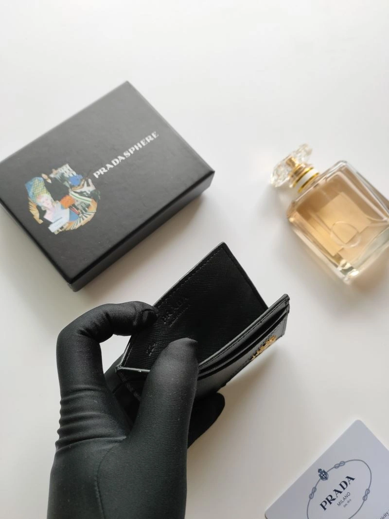 Prada Wallets Purse Unisex 85817